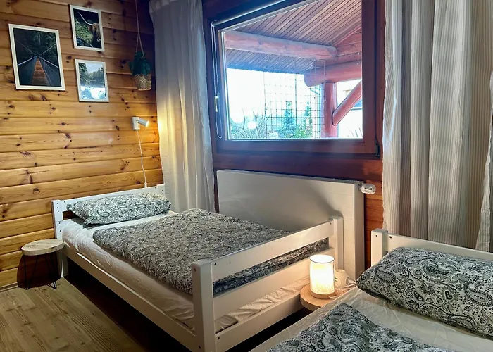 Zum Vogelhaeuschen *