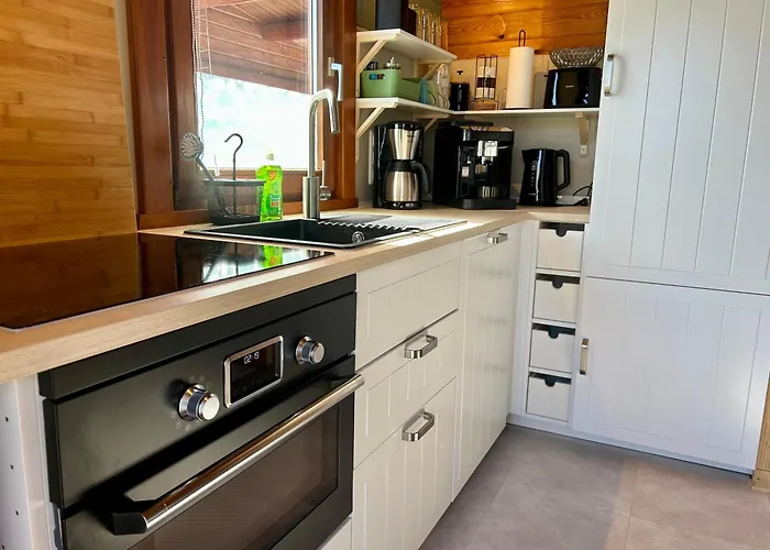 Zum Vogelhaeuschen بيت للعطل *