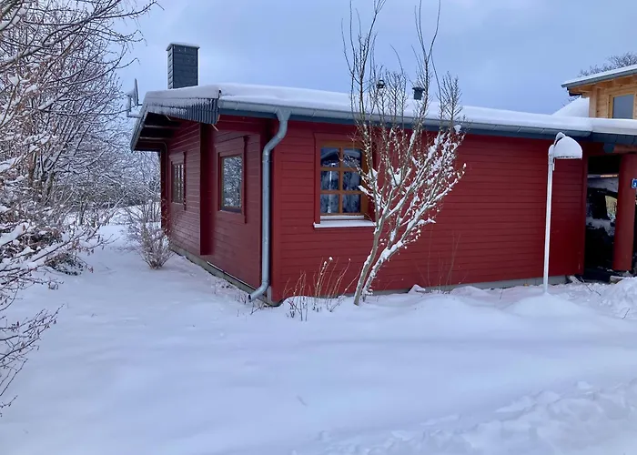 Zum Vogelhaeuschen بيت للعطل